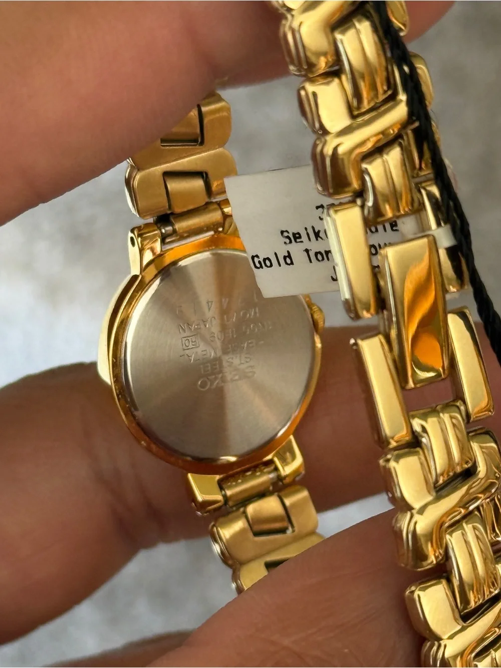 Seiko vintage 90s Women's Gold Link Bracelet Watch with Cream Dial new old stock